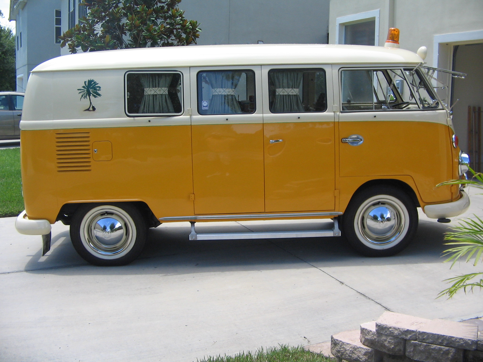 The Volkswagen Bus Photo Gallery